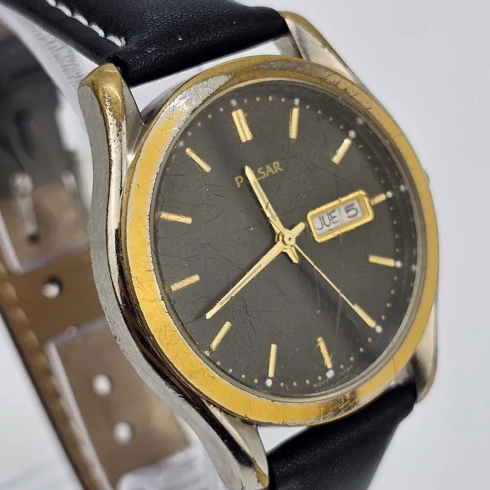 VTG Pulsar Men Watch 38MM Black Dial Dial Day Date New Leather Band New‎ Battery